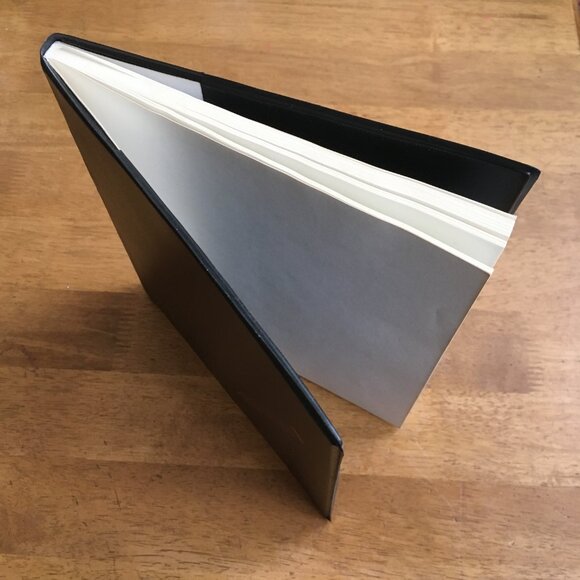 ❌SOLD❌ VINTAGE | Black Blank Page Notebook - Picture 10 of 10